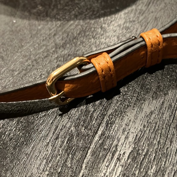 Moda Luxe Brown General Use Purse w/Various Zippers & Pockets - Picture 14 of 14